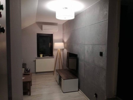 Płyta betonowa ultra lekka porowata jasny popiel - struktura porowata - realizacje