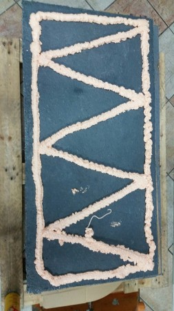 Piana montażowa poliuretanowa (pistolet) do płyt ultralekkich, betonowych