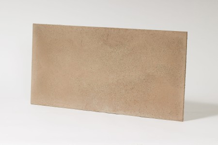 Płyta betonowa ultra lekka cappuccino z kruszywem silver, struktura średnioporowata