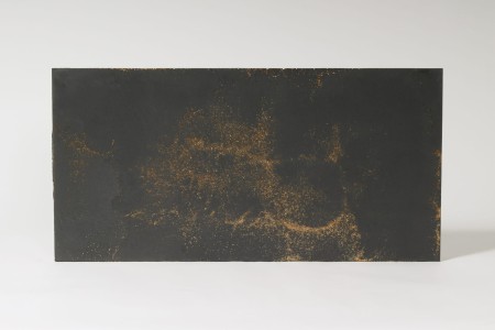 Płyta beton architektoniczny ultra lekka antracyt z kruszywem gold, struktura średnioporowata