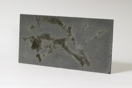 Płyta beton architektoniczny ultra lekka ciemny popiel z kruszywem black, struktura porowata