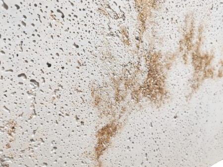 Płyta betonowa ultra lekka biała z kruszywem gold