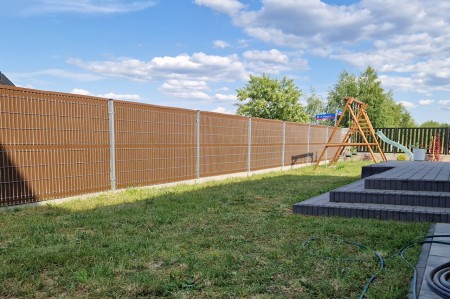 Listwy pionowe do paneli ogrodzeniowych RD01 jasny brąz