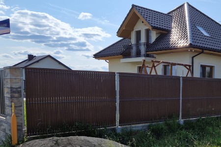 Listwy pionowe do paneli ogrodzeniowych RD01 jasny brąz