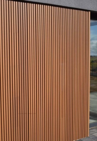 Lamele kompozytowe elewacyjne Premium 3D - kolor drewno naturalne