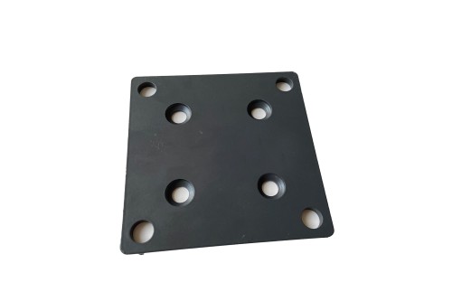Płytka metalowa PM-130x130x6 do słupka ogrodzeniowego ALUS
