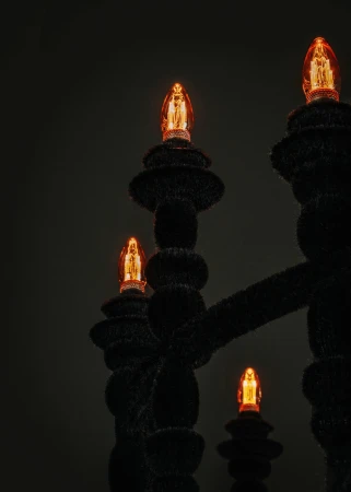 Dracula Chandelier | Żyrandol ze strukturą Velvet